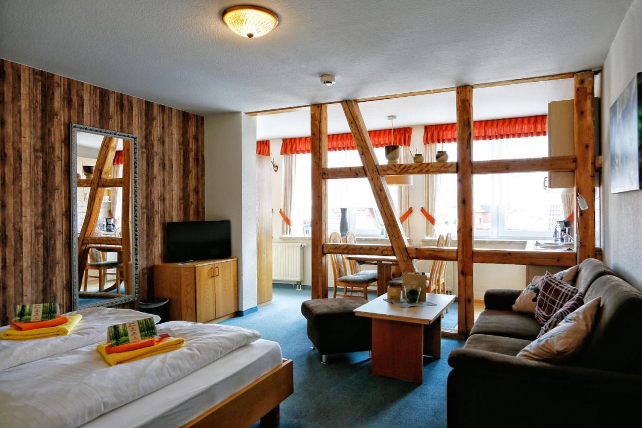 Konsum Gaestehaus Quisisana - Oberhof Оберхоф Экстерьер фото